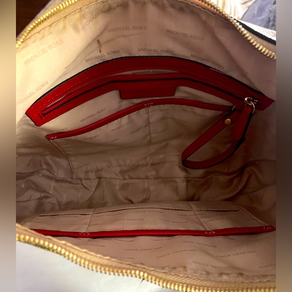 Michael Kors handbag - Picture 4 of 6